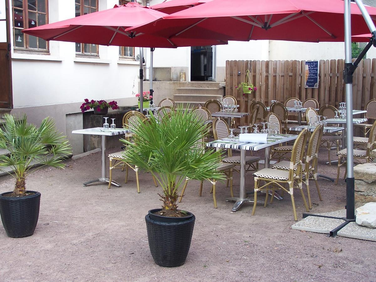 Le Lichou Hotel Vallon-en-Sully Kültér fotó